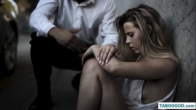 Labaran Kinky: Yarinya mara gida